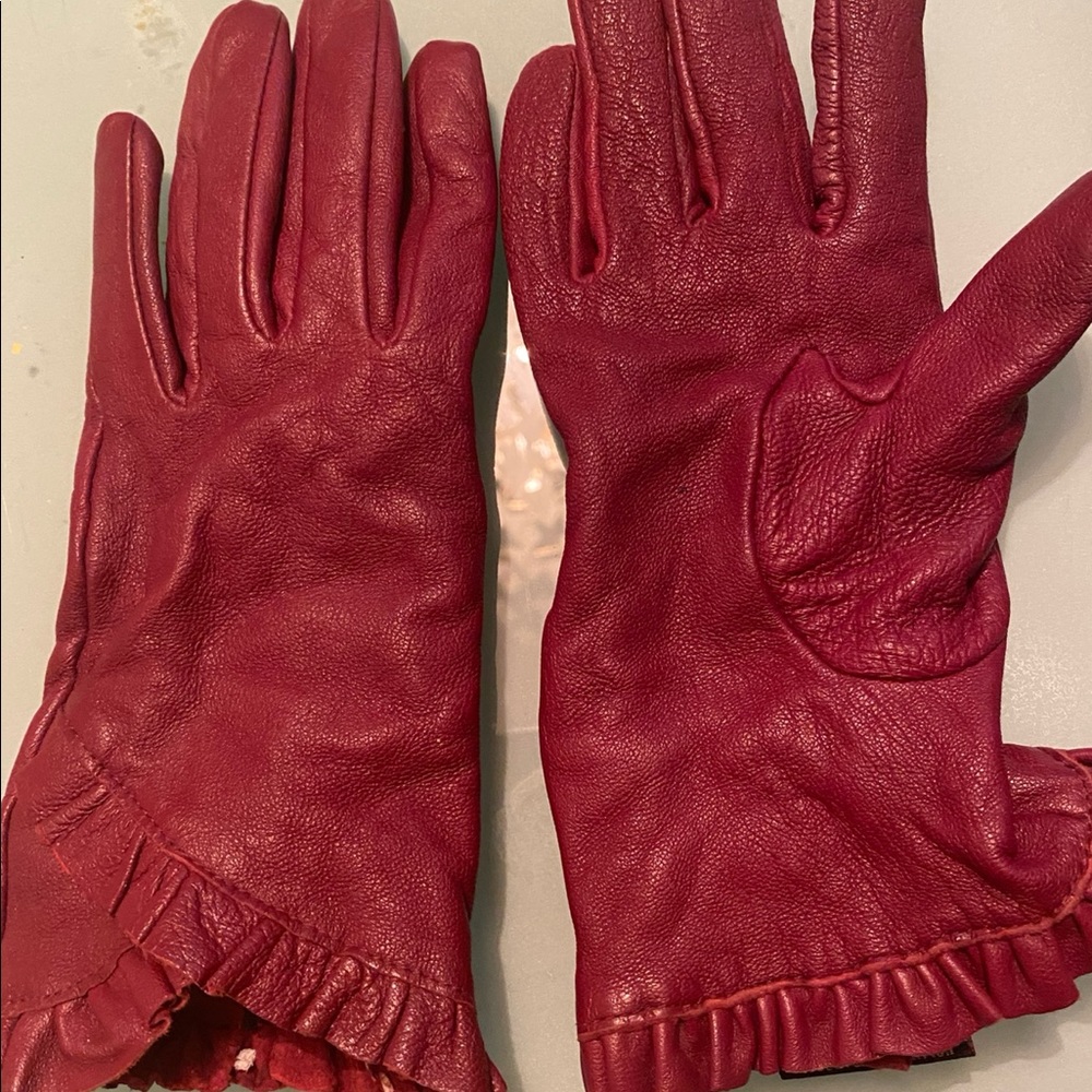 Red leather gloves - never worn